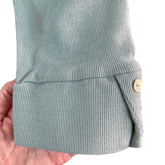 J. Jill Sage Green V-neck Knit Top Front Pockets Casual Coastal Comfy Sz LG - Picture 4 of 8